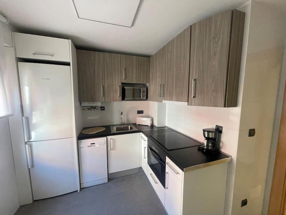 Apartmán Amplio Piso Cerca Sardinero Santander Exteriér fotografie