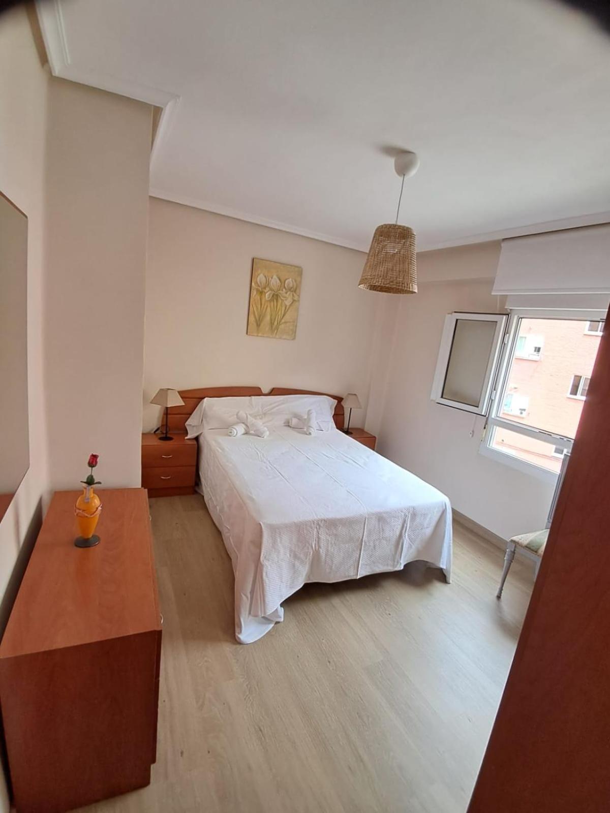 Apartmán Amplio Piso Cerca Sardinero Santander Exteriér fotografie